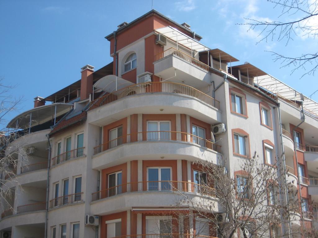 Tashevi Apartments 帕莫瑞 外观 照片