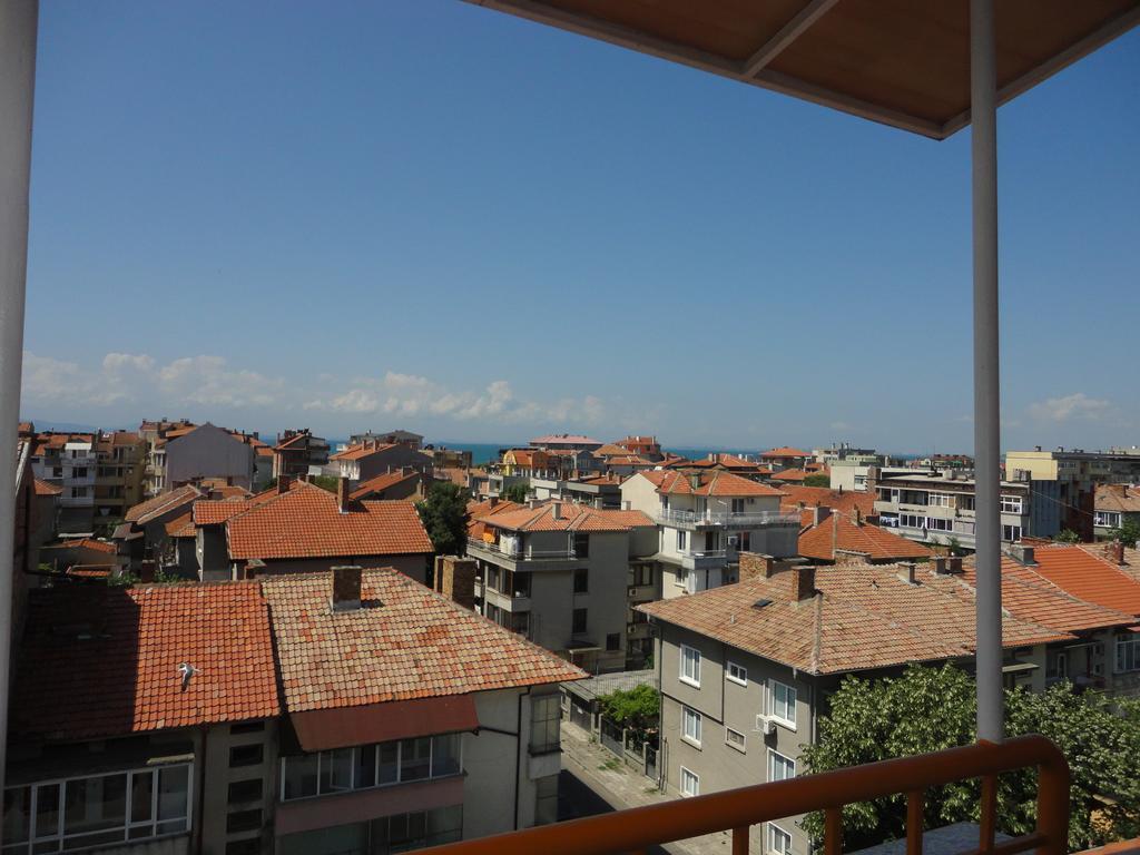 Tashevi Apartments 帕莫瑞 外观 照片