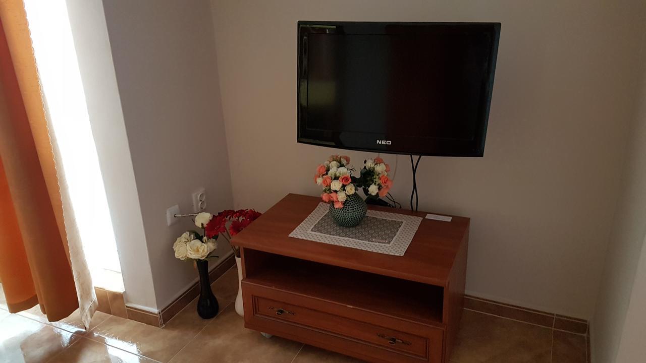 Tashevi Apartments 帕莫瑞 外观 照片